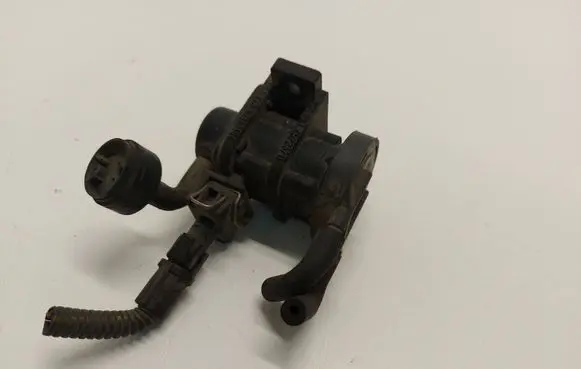 Opel Zafira A Turbo solenoid valve 09128022