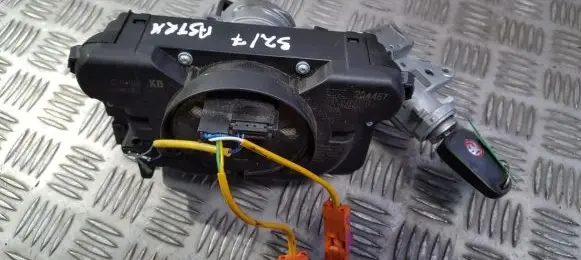 Opel Astra H Ignition lock 2562191 20445713276158kb