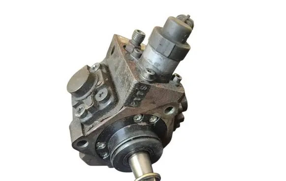 Hyundai i40 Fuel injection high pressure pump 0445010206 1210121 05002836381
