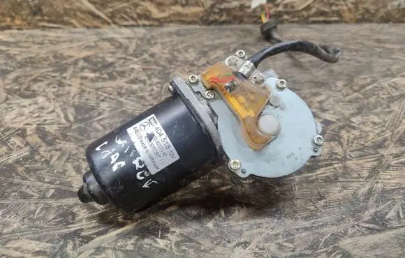 Mercedes-Benz C W203 Wiper motor A2038200342