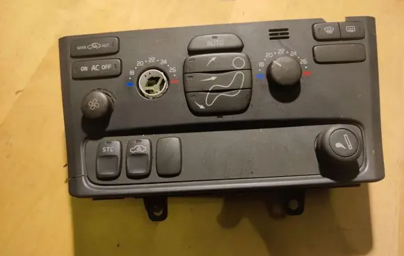Volvo XC90 Climate control unit