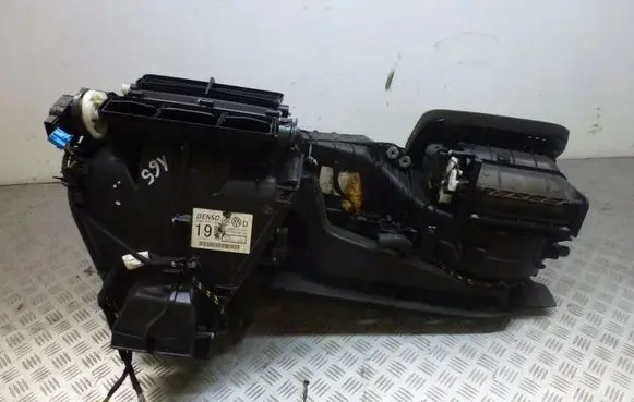Volkswagen Golf V Interior heater climate box assembly 1K1820003QD
