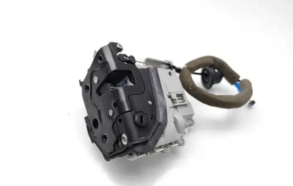 Audi A1 Rear door lock 8X0839016C
