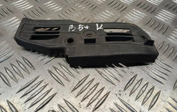 Volkswagen PASSAT B5.5 Front bumper mounting bracket 3B0807183E