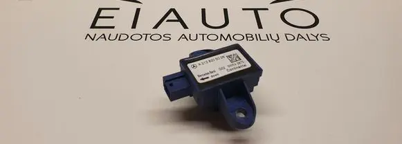 Mercedes-Benz E AMG W212 Airbag deployment crash/impact sensor A2128205026 5WK43873