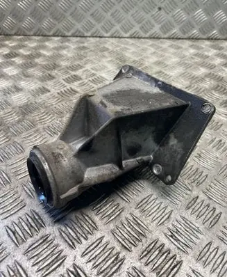 BMW 3 F30 F35 F31 Driveshaft support bearing bracket 7587862