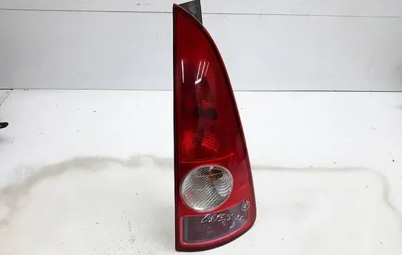 Renault Espace - Grand espace IV Rear/tail lights 8200027152