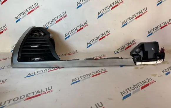 BMW X3 G01 Dashboard air vent grill cover trim 9384397