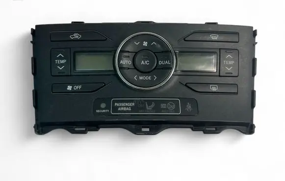 Toyota Auris 150 Interior fan control switch 5590002300