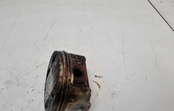 Subaru B9 Tribeca Piston 