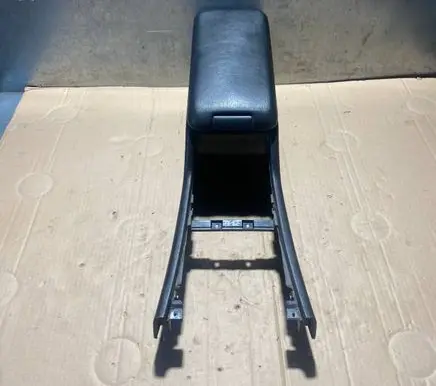 Mercedes-Benz E W210 Armrest E9300305