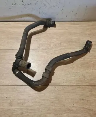 Ford Mondeo MK IV Engine coolant pipe/hose