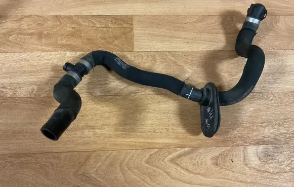 Audi A6 S6 C6 4F Engine coolant pipe/hose 4F1819350B