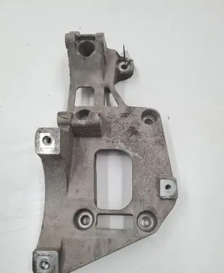 Audi A3 S3 A3 Sportback 8P Generator/alternator bracket 06F903143