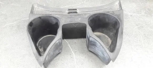 Ford Focus Cup holder front 