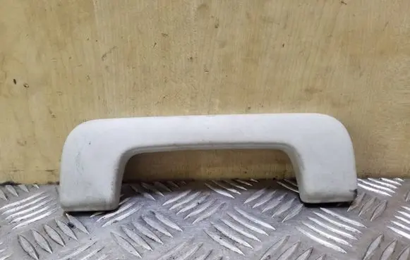 Audi A6 S6 C6 4F Front interior roof grab handle 8P0857607C