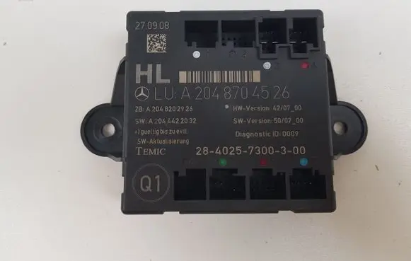 Mercedes-Benz C W204 Door control unit/module A2048704526