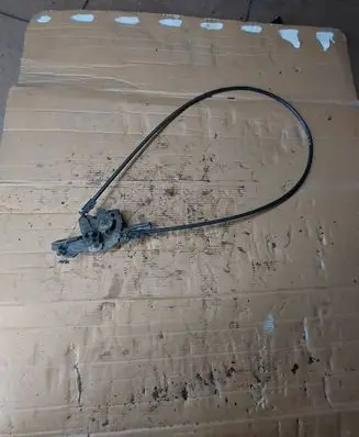 Engine bonnet/hood lock/catch