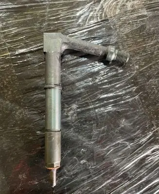 Nissan Primera Fuel injector 