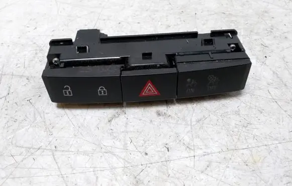 Opel Astra J Central locking switch button 13311979