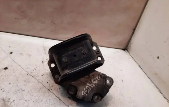 Citroen C4 I Engine mount bracket 9636845880 9636270080 9636583980
