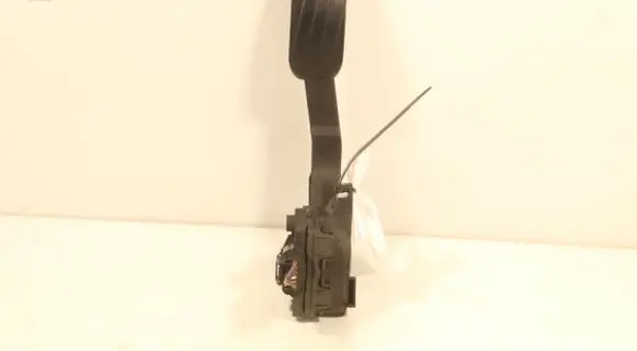 Renault Master III Accelerator throttle pedal 180101626R