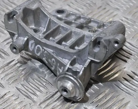 Audi A6 S6 C6 4F Other engine bay part 059903143S