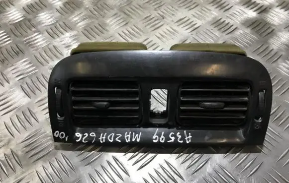 Mazda 626 Dash center air vent grill gm932 gm933