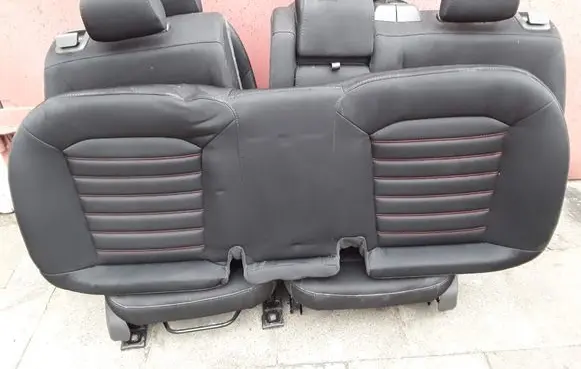 Seat set
