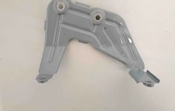 BMW X4 G02 Fender mounting bracket 7424677 7475803