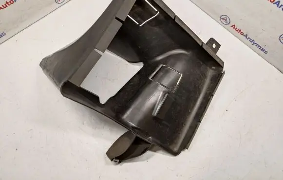 BMW 5 GT F07 Intercooler air guide/duct channel 51747200774