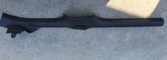 Volkswagen Golf VII Front sill trim cover