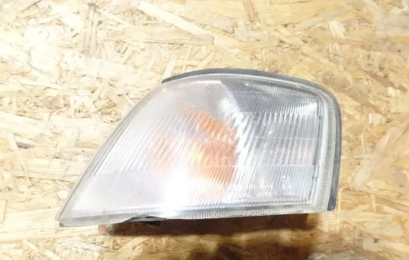 Infiniti G20 Front indicator light 21063396