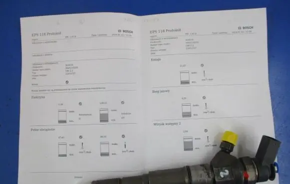 BMW 7 F01 F02 F03 F04 Fuel injector 7794435
