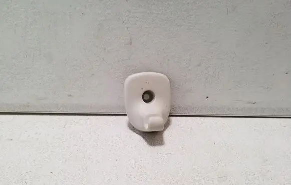 Dodge Nitro Sun visor clip/hook/bracket 