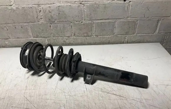 BMW 3 E92 E93 Front shock absorber with coil spring 6796160 105413 E90Y015SL