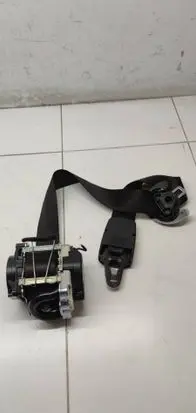 BMW 1 F40 Front seatbelt 642228300B 0589P10021
