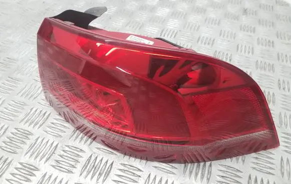 Volkswagen PASSAT B7 Rear/tail lights 3AF945096G