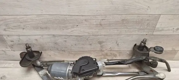 Mazda 5 Front wiper linkage and motor 1593000600