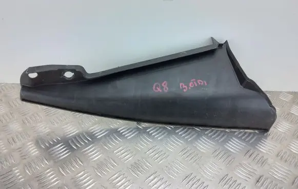 Audi Q8 Wiper trim 4M1815137