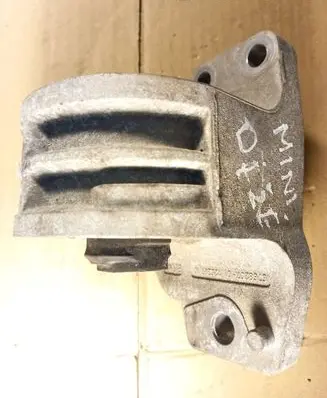 Mini One - Cooper R50 - 53 Gearbox mount