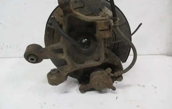 Subaru Forester SH Rear wheel hub spindle/knuckle ZAWROTNICASUBARU