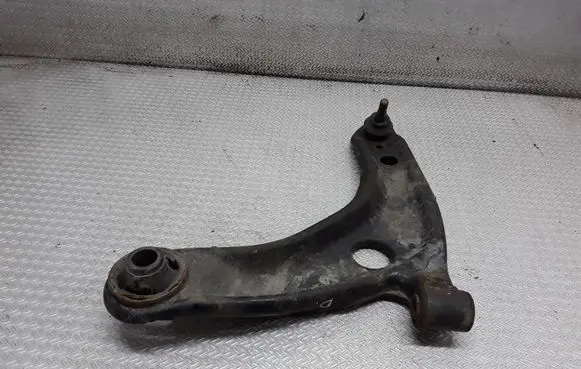 Toyota Yaris Front lower control arm/wishbone