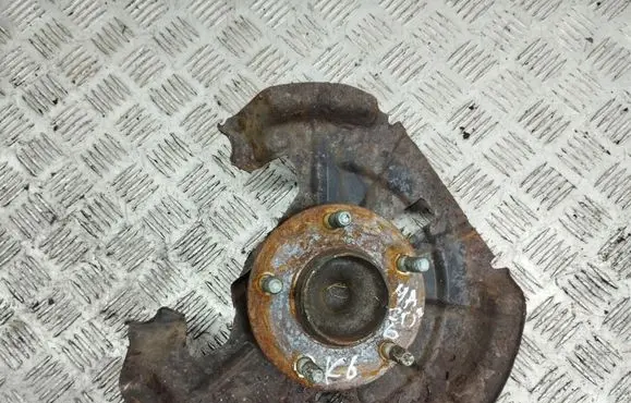 Mazda 6 Rear wheel hub 