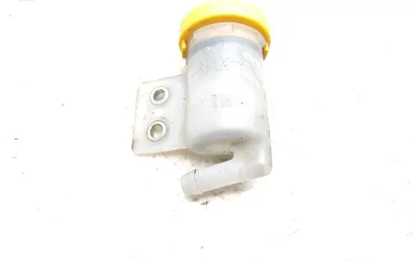 Brake fluid reservoir