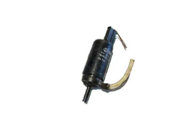 Volkswagen Golf III Windscreen/windshield washer pump 171955651