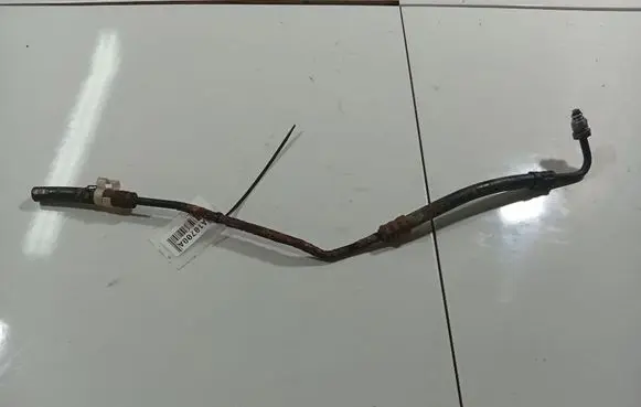 Volkswagen Polo IV 9N3 Power steering hose/pipe/line 