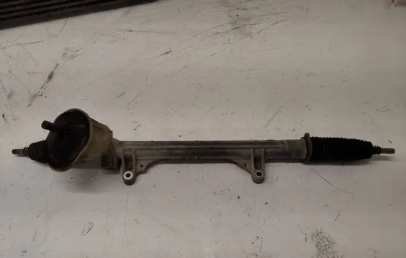 Renault Megane II Steering rack 7955501009
