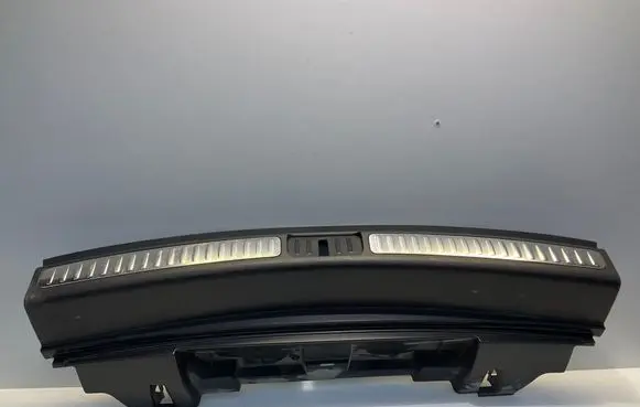 Porsche Macan (95B) Trunk/boot sill cover protection 95B864483J 0000057600 51407101F
