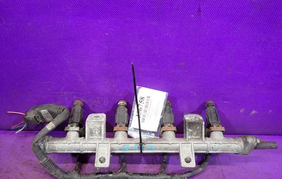 Hyundai Getz Fuel main line pipe